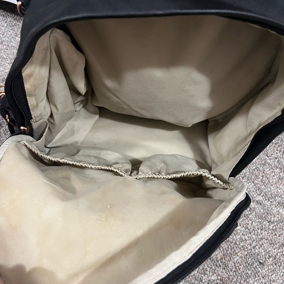 Skip Hop Greenwich Simply Chic Diaper Bag (Backpack) - Picture 7 of 10